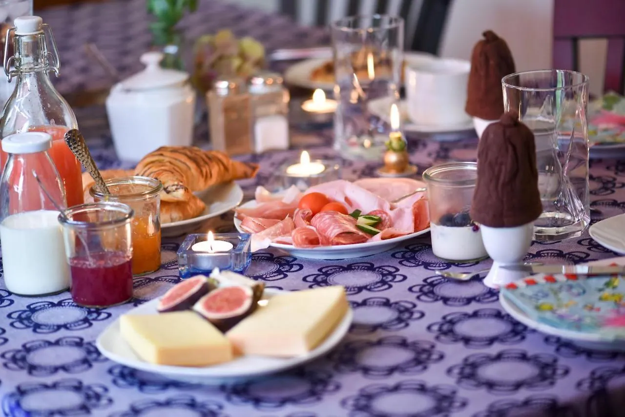 Pension Froschkoenig Hausen  0*, Hausen (Forchheim)